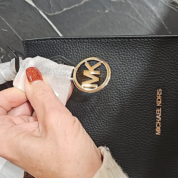 Michael Kors crossbody bag, black, NWT - Picture 2 of 6